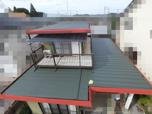 瓦棒トタン屋根からガルバリウム鋼板屋根に葺き替えた小山市の住宅