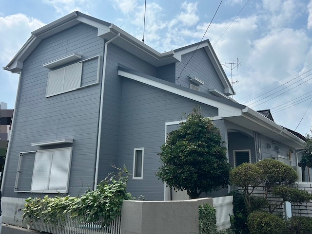 古河市　屋根工事をきっかけに足場を活用して外壁塗装　施工後の写真　