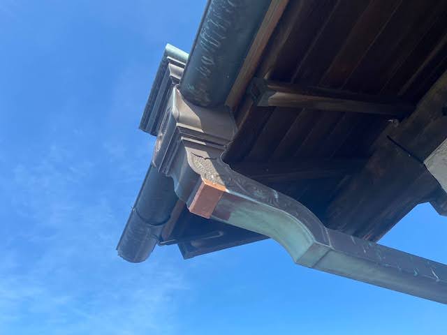 小山市　銅製アンコー集水器の穴補修　施工前の写真