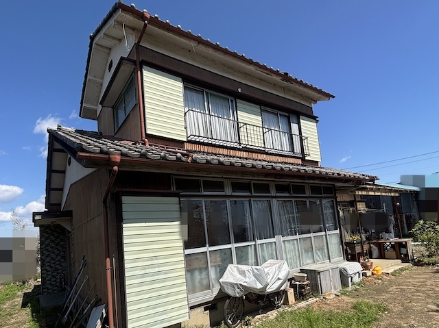 栃木市の屋根・外壁張り替え外装フルリフォーム前の住宅