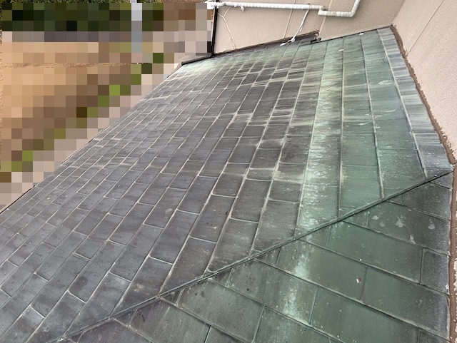 小山市　銅板屋根をガルバリウム鋼板で葺き替え　施工前の写真