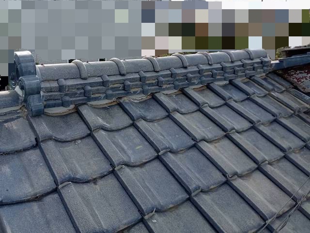 真岡市　瓦屋根を葺き直して雨漏り修理　施工前の写真