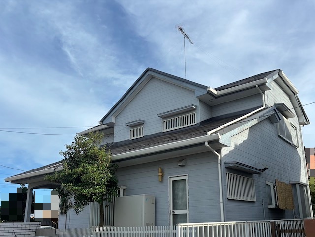 古河市　屋根工事をきっかけに足場を活用して外壁塗装　施工前の写真　