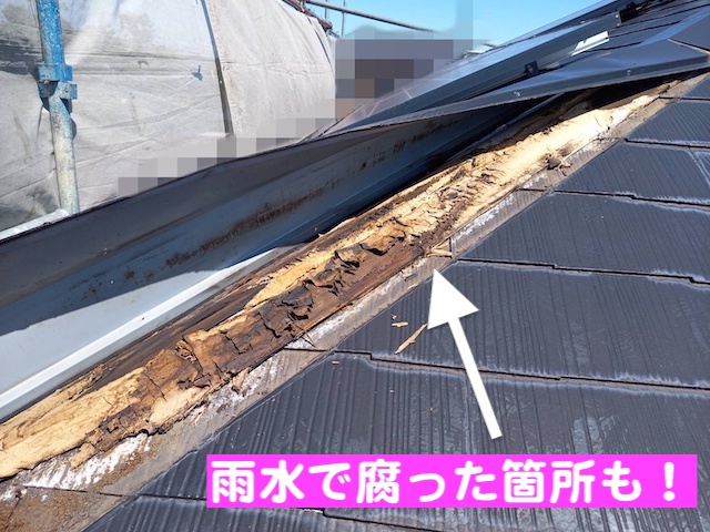 真岡市　塗装前の棟板金交換！普段目に見えない下地貫板がボロボロです