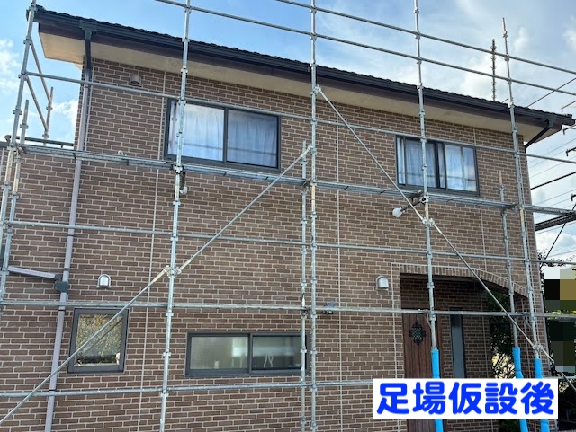 結城市　足場を活用した天窓修理・シーリング補修　足場仮設後の写真