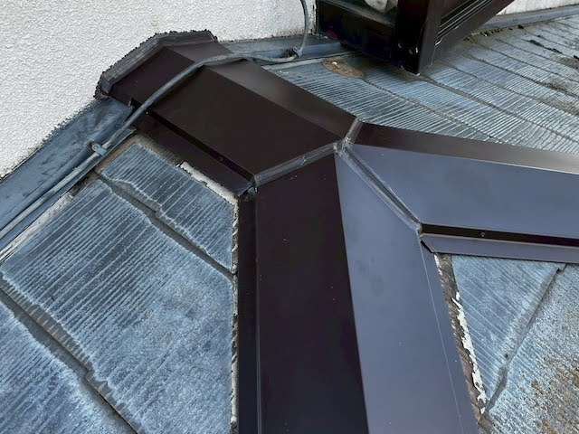 小山市　棟板金修理で下地の貫板から交換　施工後の写真