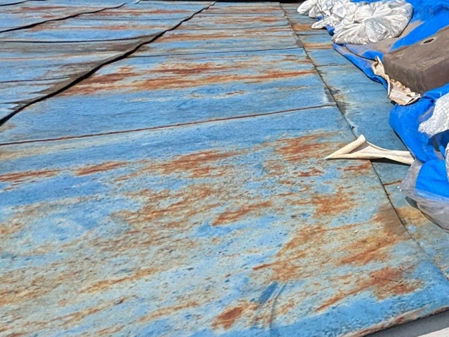 サビが進行した既存のトタン屋根